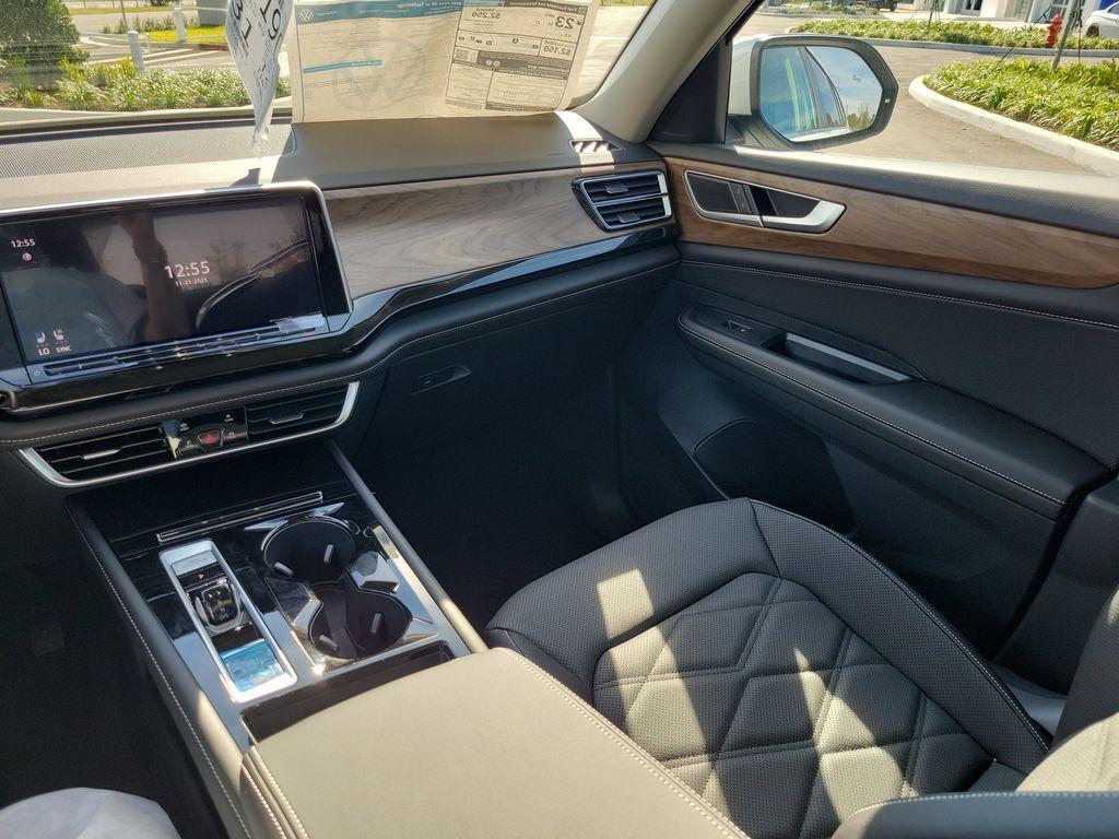 new 2026 Volkswagen Atlas car, priced at $43,585