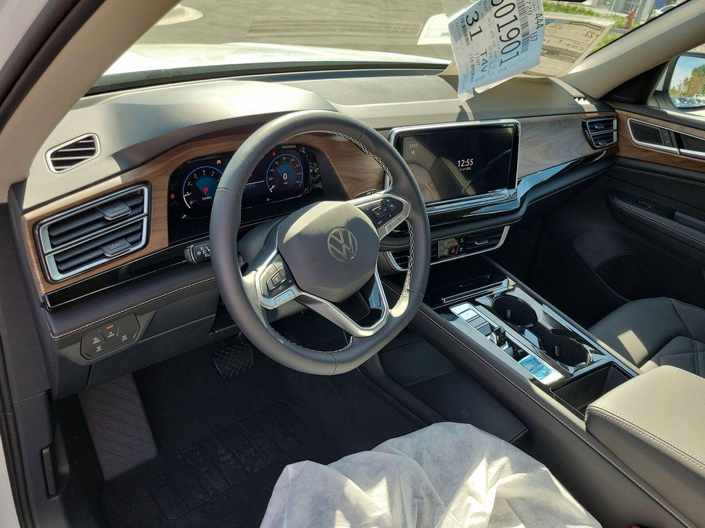 new 2026 Volkswagen Atlas car, priced at $43,585