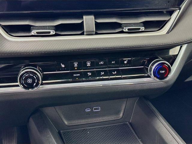 used 2025 Chevrolet Equinox car, priced at $25,991