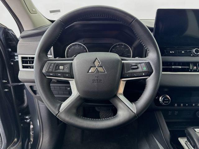 used 2025 Mitsubishi Outlander car, priced at $27,988
