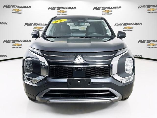 used 2025 Mitsubishi Outlander car, priced at $27,988
