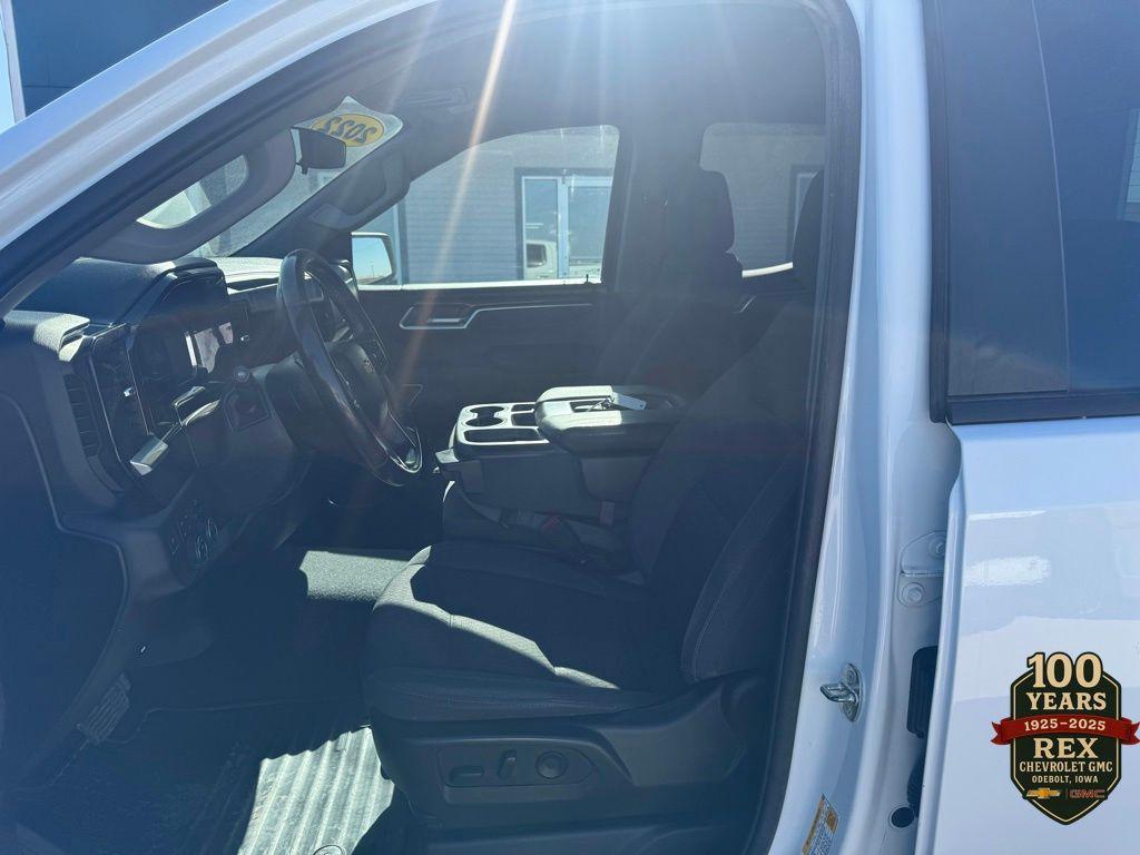 used 2022 Chevrolet Silverado 1500 car, priced at $25,900