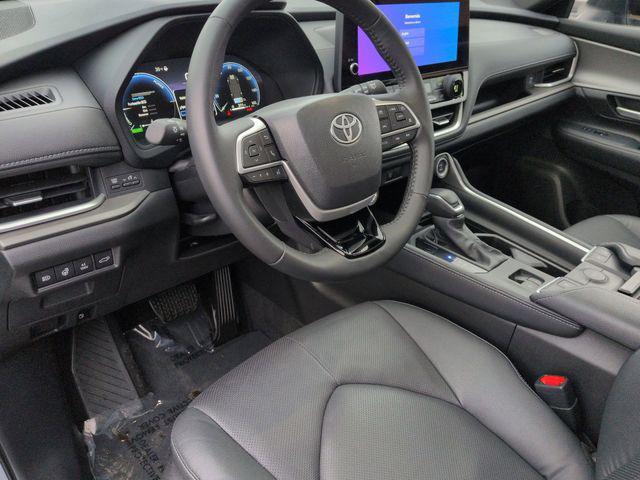 used 2025 Toyota Grand Highlander car, priced at $55,999