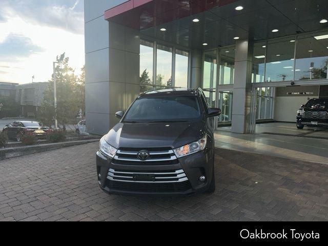 used 2017 Toyota Highlander car, priced at $24,777
