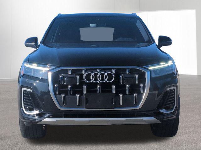 used 2025 Audi Q7 car, priced at $46,999