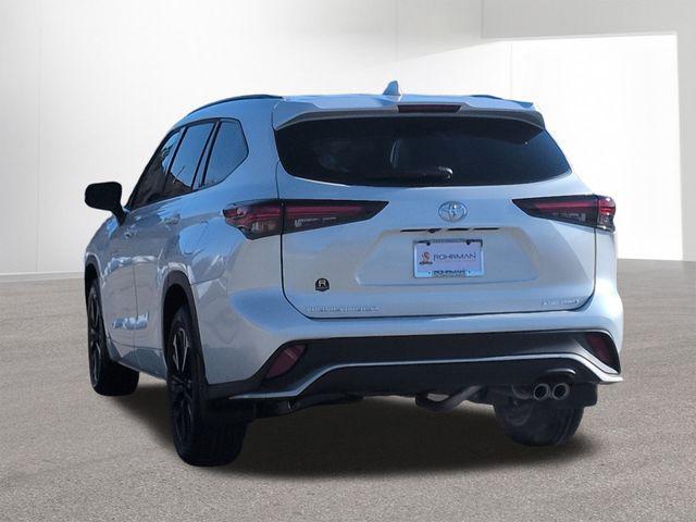 used 2026 Toyota Highlander car, priced at $50,500