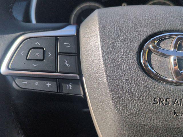 used 2026 Toyota Highlander car, priced at $50,500
