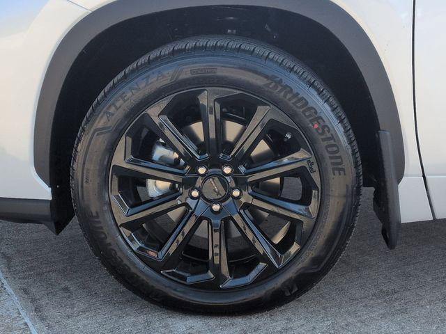 used 2026 Toyota Highlander car, priced at $51,600