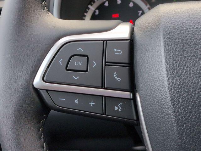 used 2026 Toyota Highlander car, priced at $47,600