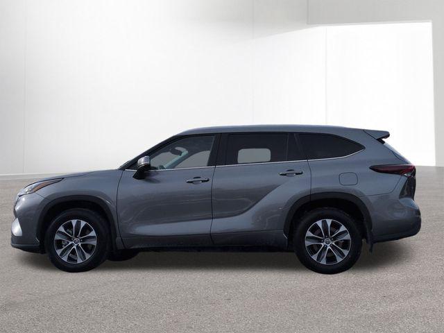 used 2026 Toyota Highlander car, priced at $47,600