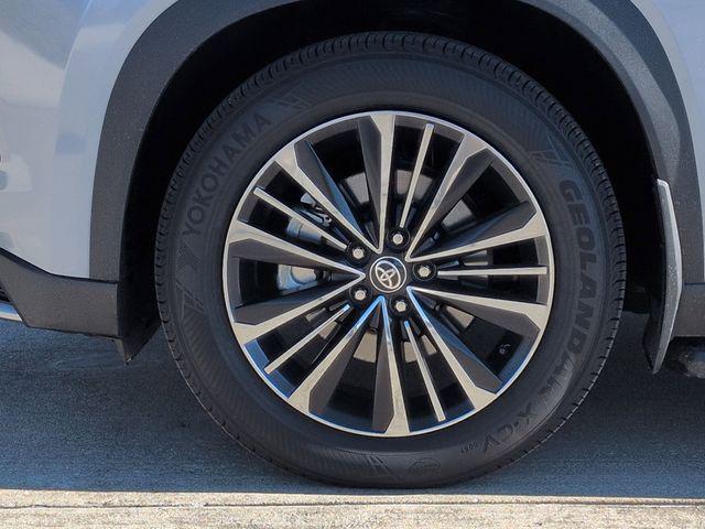 used 2025 Toyota Grand Highlander Hybrid car, priced at $59,900