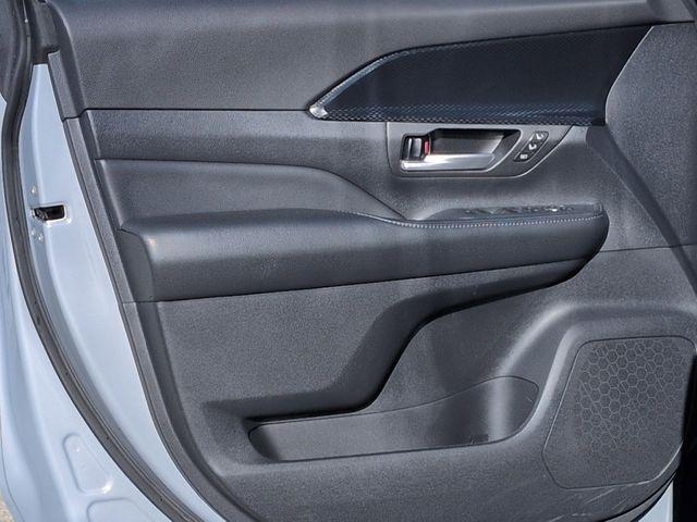 used 2025 Toyota Grand Highlander Hybrid car, priced at $59,900