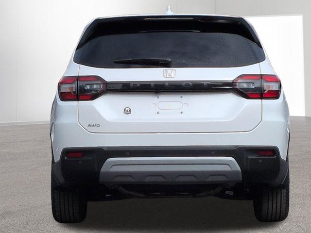 used 2025 Honda Pilot car, priced at $41,999