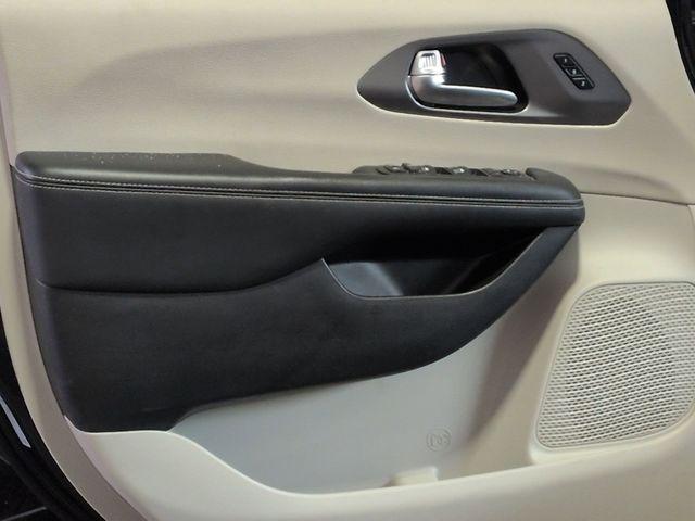 used 2024 Chrysler Pacifica car, priced at $23,999