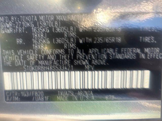 used 2024 Toyota Highlander car, priced at $29,999