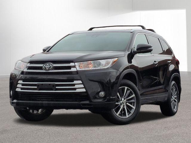 used 2017 Toyota Highlander car, priced at $25,500