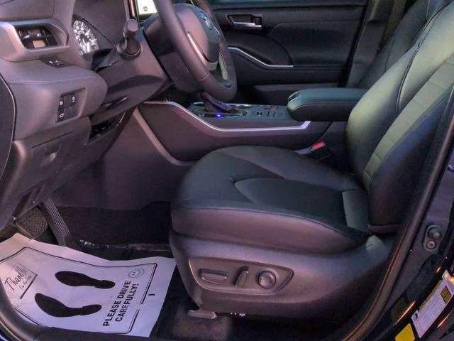 used 2026 Toyota Highlander car, priced at $49,300