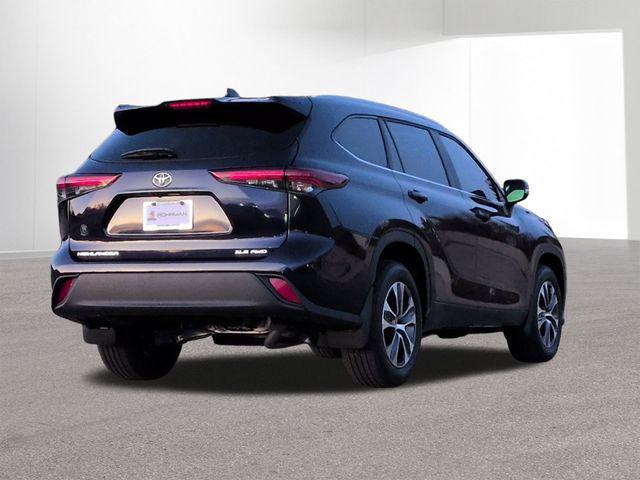 used 2026 Toyota Highlander car, priced at $49,300