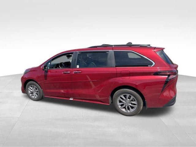 used 2024 Toyota Sienna car, priced at $44,934