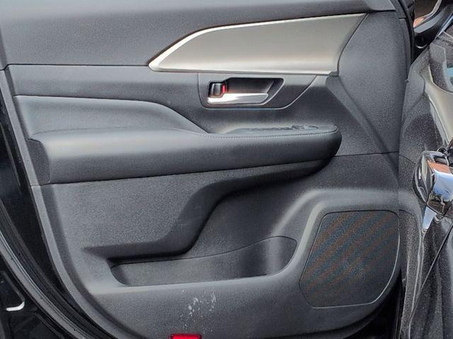 used 2025 Toyota Grand Highlander car, priced at $43,400