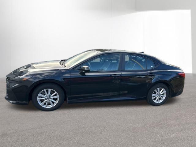 used 2025 Toyota Camry car, priced at $24,996