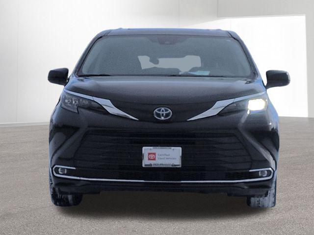 used 2024 Toyota Sienna car, priced at $36,999