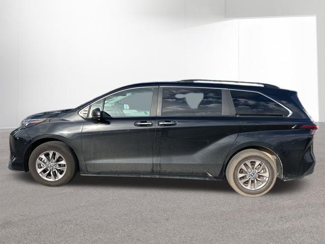 used 2025 Toyota Sienna car, priced at $40,999
