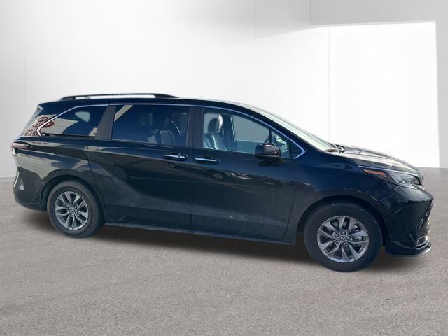 used 2025 Toyota Sienna car, priced at $40,999