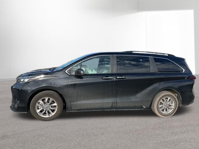 used 2025 Toyota Sienna car, priced at $40,999