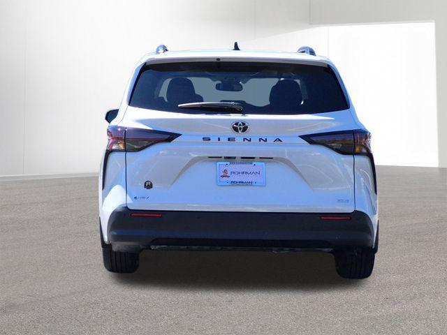 new 2026 Toyota Sienna car, priced at $51,675