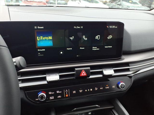 new 2026 Kia Sportage Hybrid car, priced at $33,960