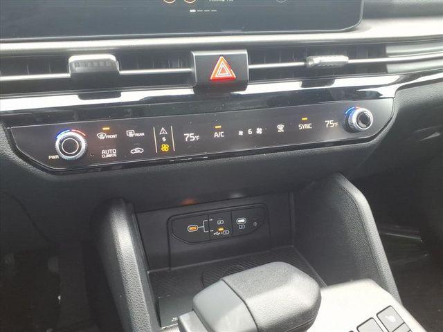 new 2026 Kia Sportage car, priced at $36,760