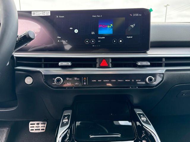 new 2026 Kia Sorento Hybrid car, priced at $44,794