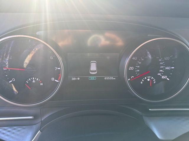 used 2024 Kia Carnival car, priced at $29,730