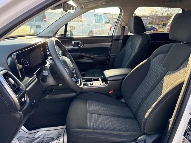 used 2023 Kia Sorento car, priced at $23,551