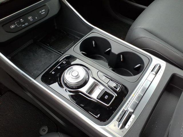 new 2025 Kia Carnival Hybrid car, priced at $50,788