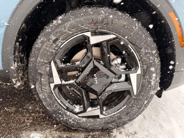 new 2026 Kia Sportage Hybrid car, priced at $35,299