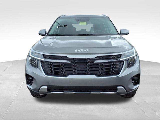 new 2026 Kia Seltos car, priced at $28,895