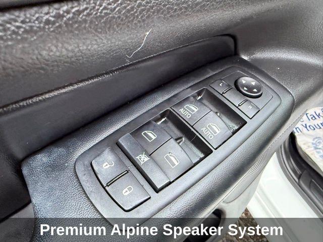 used 2021 Jeep Grand Cherokee car, priced at $22,775