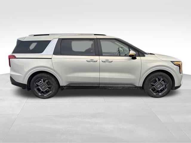 new 2026 Kia Carnival Hybrid car, priced at $45,850