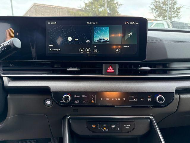 new 2026 Kia Carnival Hybrid car, priced at $45,850