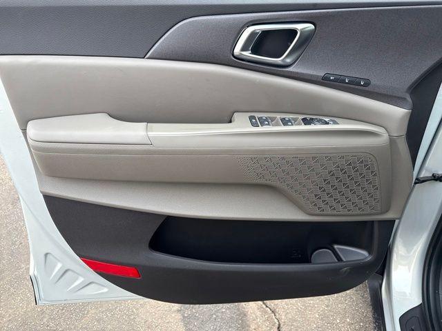 new 2026 Kia Carnival Hybrid car, priced at $45,850