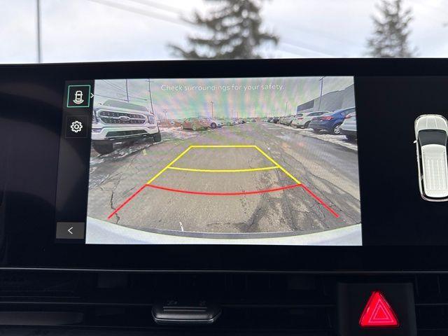 new 2026 Kia Carnival Hybrid car, priced at $45,850