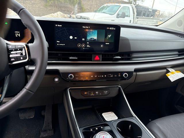 new 2026 Kia Carnival Hybrid car, priced at $45,850