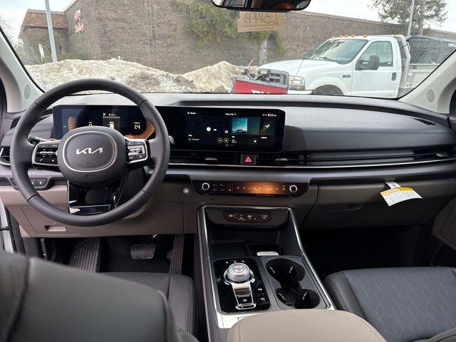 new 2026 Kia Carnival Hybrid car, priced at $45,850