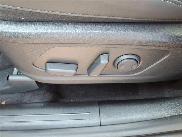 new 2026 Kia Sorento car, priced at $37,233