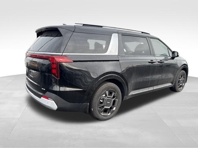 new 2026 Kia Carnival Hybrid car, priced at $43,648