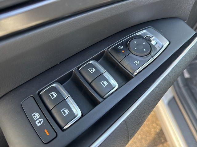 new 2026 Kia Sorento car, priced at $34,707