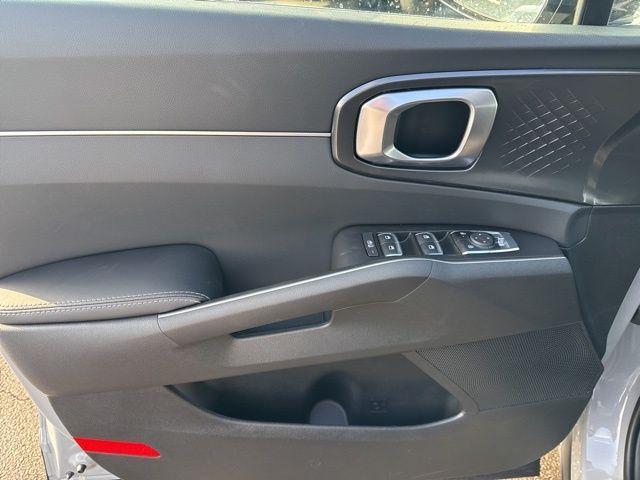 new 2026 Kia Sorento car, priced at $34,707