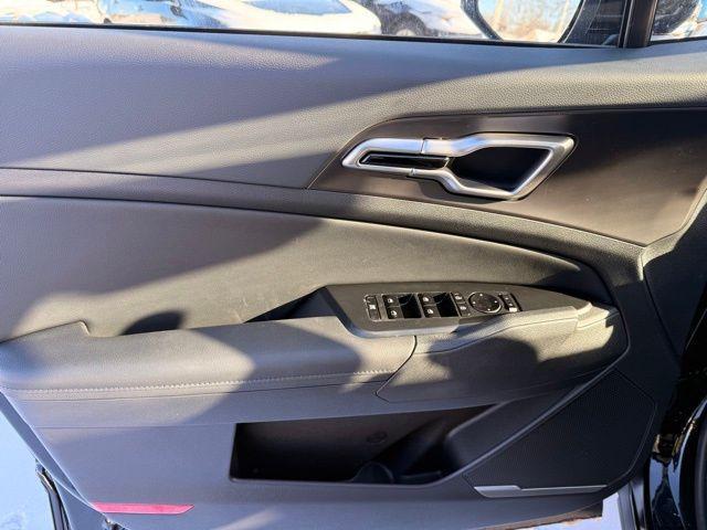 new 2026 Kia Sportage Hybrid car, priced at $34,249